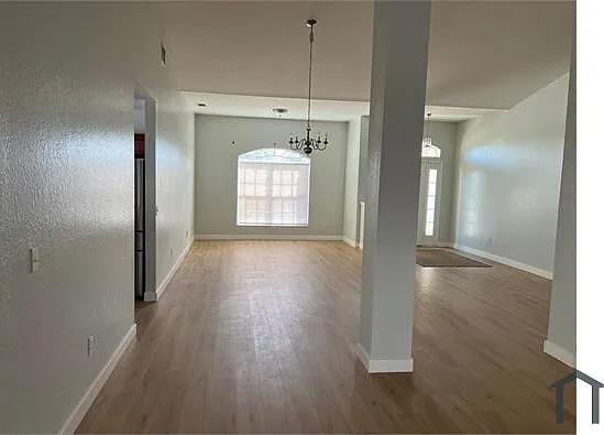 4 bed, 3719 sqft, $2,750 — Photo 2