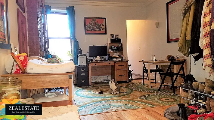 Rented by ZealEstate Group Inc | media 39