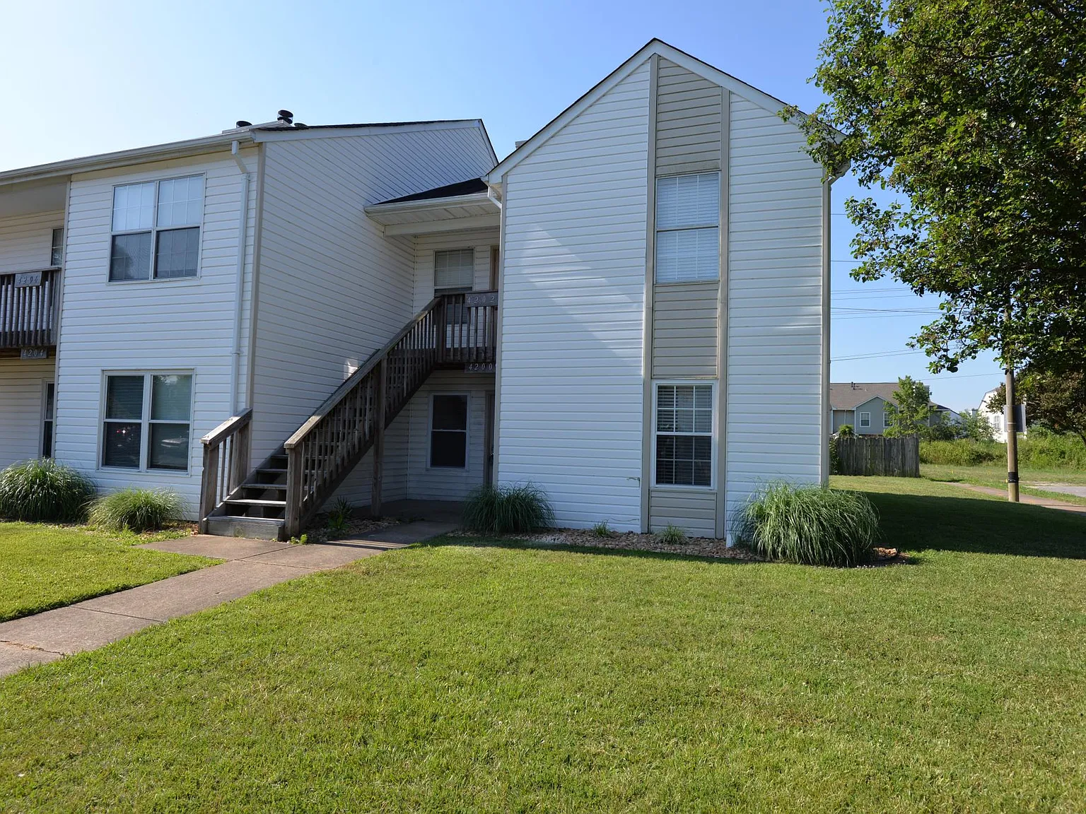 4200 Beasley Ct — Photo 4