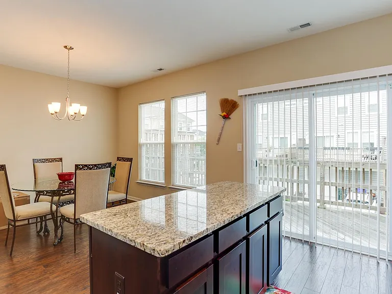 4988 Almandine Ave — Photo 19