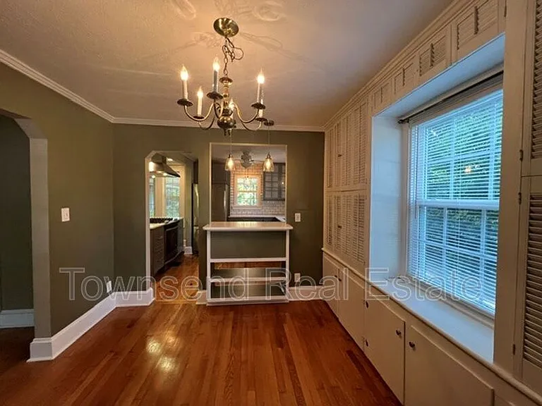 508 Huske St — Photo 11