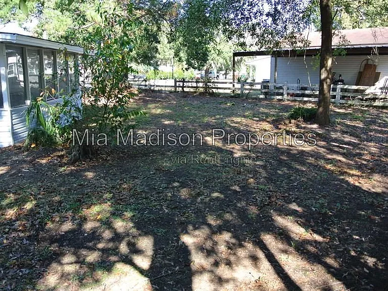201 Sea Island Dr — Photo 7