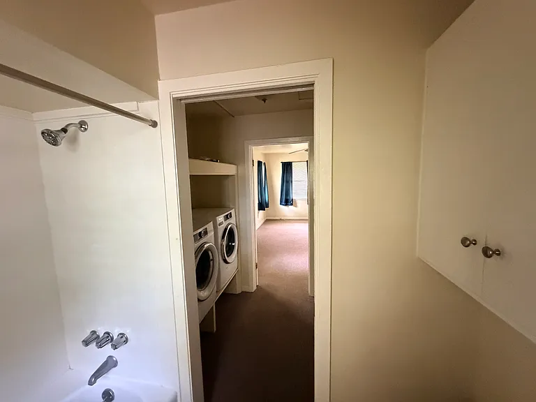 923 Linden St #923 — Photo 9