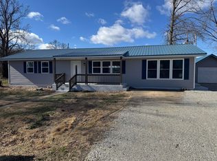 1102 Sapp Street, Cassville, MO 65625