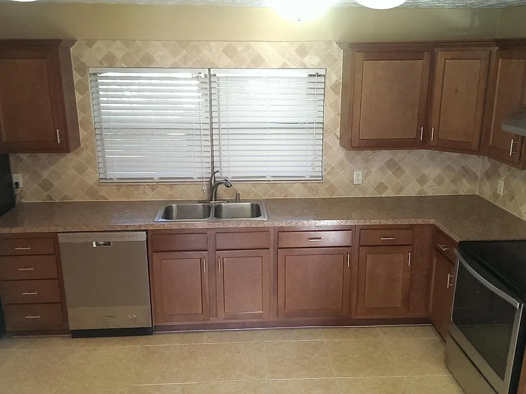 4455 Rainer Rd — Photo 8