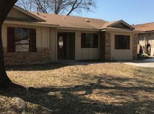5933 Springtide Dr, Fort Worth, TX 76135