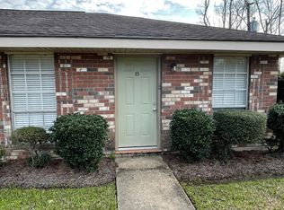14038 Country Manor Ln APT 8, Hammond, LA 70403