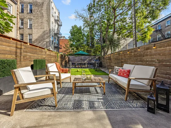 589 Hicks Street image 11 of 15