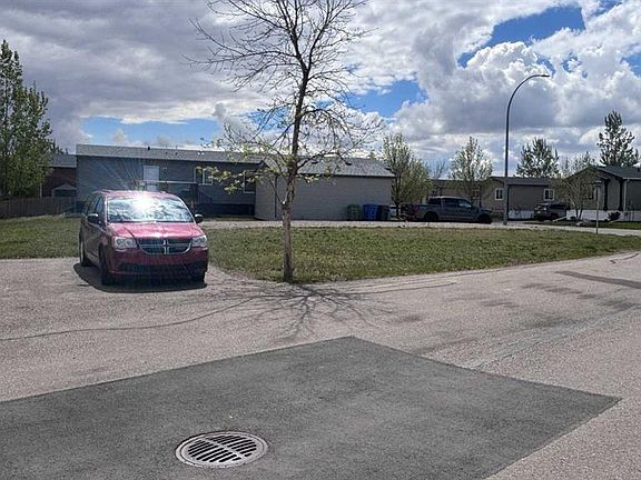 2nd image of 4009 Applewood Rd