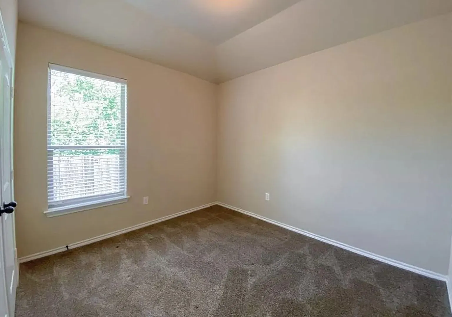 3bd 2ba Duplex for Rent in Kyle, TX — Photo 4