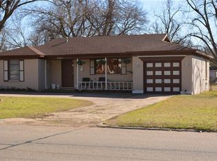 3227 Bonham St, Paris, TX 75460