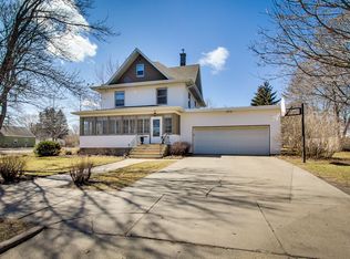 1122 Douglas St, Alexandria, MN 56308