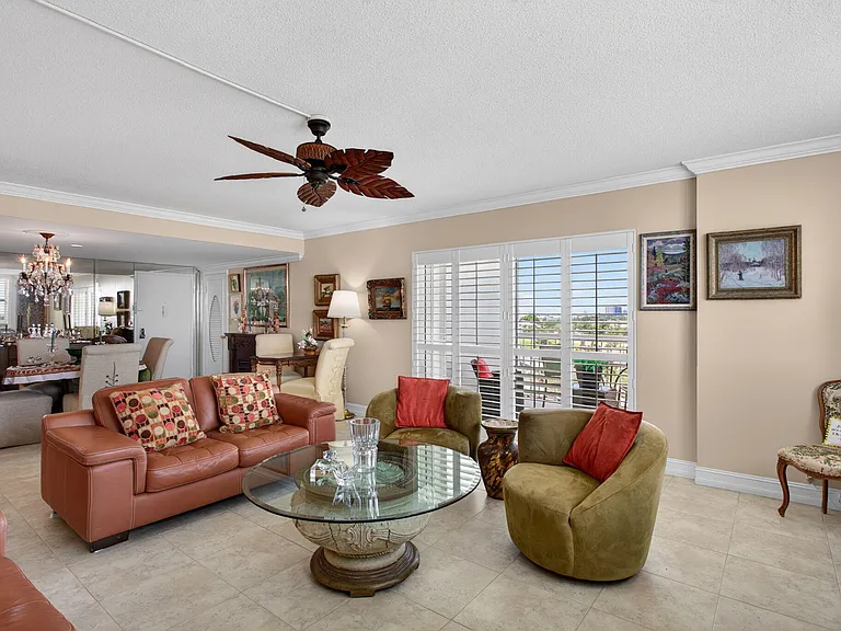 2600 N Flagler Dr #911 — Photo 11