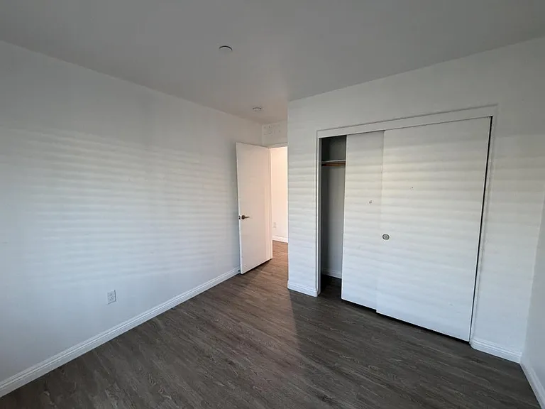 505 Cindy Ct — Photo 12