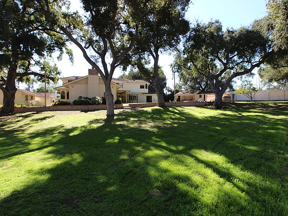 5th image of 3429 Huntington Dr