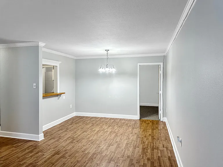 3101 Highland Rd #308 — Photo 2