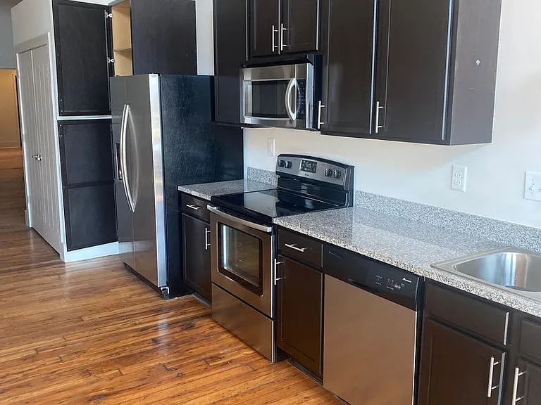 DRAYTON MILLS LOFT APARTMENTS — Photo 127