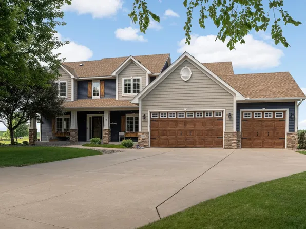 1004 Freedom Ct, Northfield, MN 55057