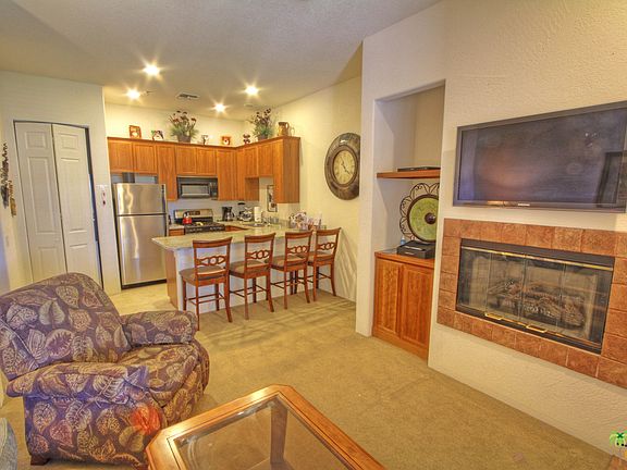 2nd image of 50630 Santa Rosa Plz APT 3