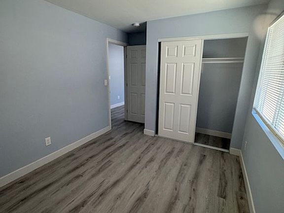5th image of 1329 N Sultana Ave Unit B