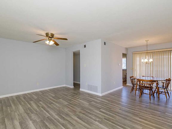4th image of 4157 Gallatin Ln APT C