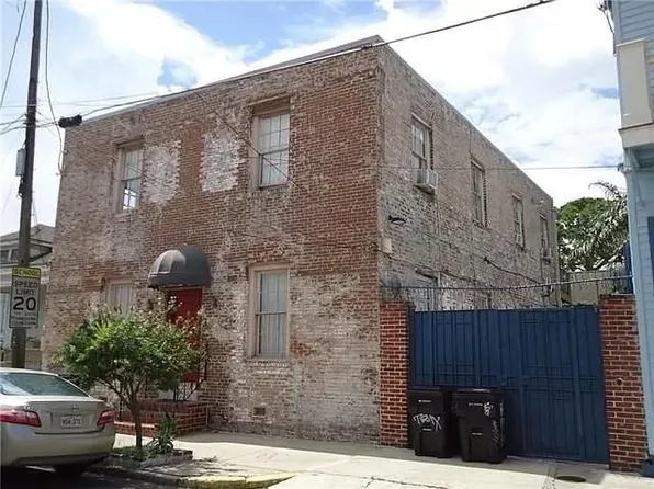 1908 Dauphine St #2B, New Orleans, LA 70116