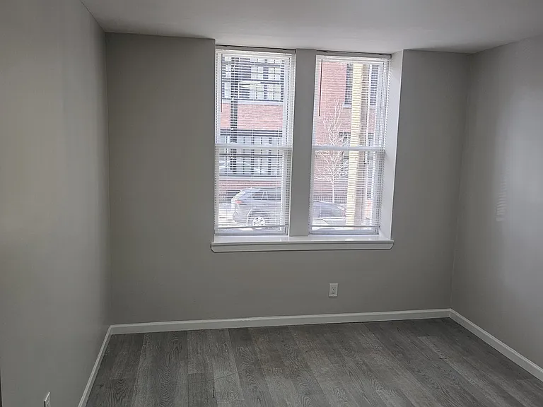 717 Clinton St #14 — Photo 5