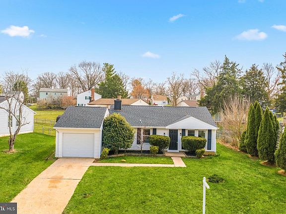 2nd image of 7213 Johnnycake Rd