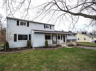 454 McCall Rd, Greece, NY 14616