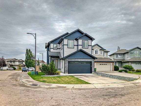 3rd image of 8387 Shaske Cres NW
