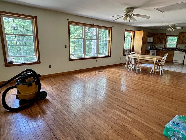 118 Hubbard Rd — Photo 9
