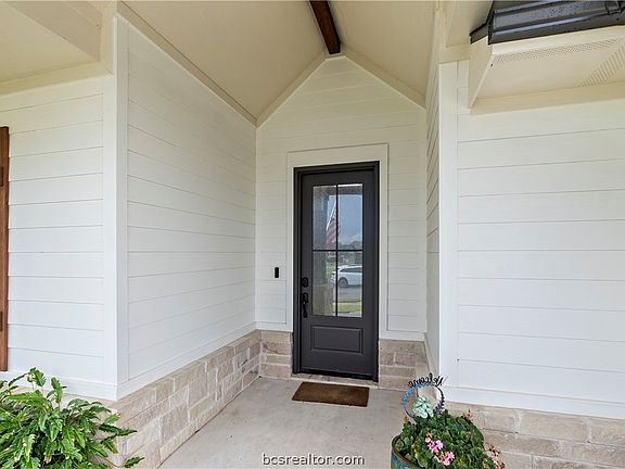 3rd image of 5014 Greyrock Dr