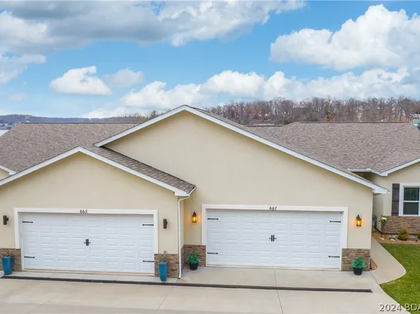 667 Wilbus Dr, Sunrise Beach, MO 65079