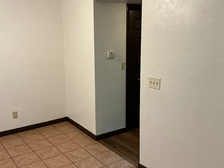 apt in Cross Lanes — Photo 17