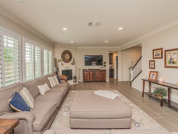 4th image of 8826 Armadillo Dr