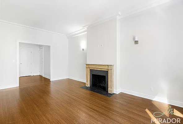 Rented by Mirador Real Estate | media 50