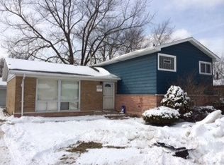 15262 Lawndale Ave, Midlothian, IL 60445