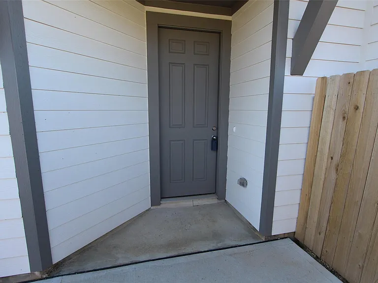 27802 Western Creek Ct — Photo 21