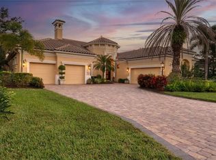 7427 Greystone St, Lakewood Ranch, FL 34202