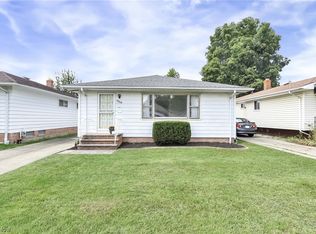 5060 Cato St, Maple Heights, OH