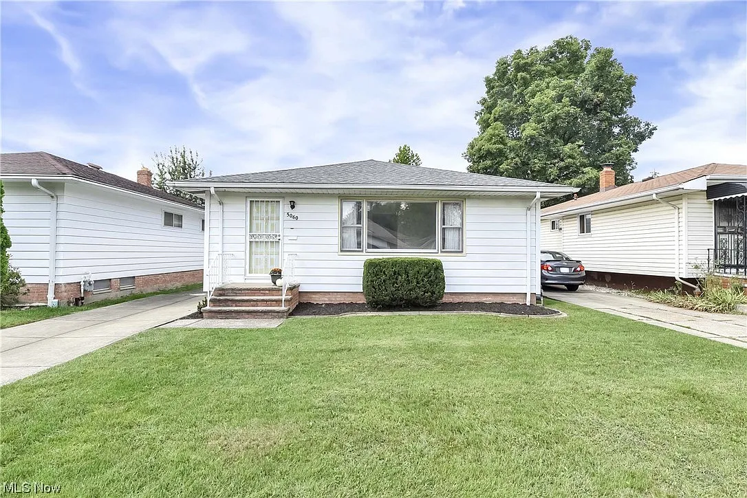 5060 Cato St photo 1
