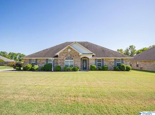 16589 Raspberry Ln, Athens, AL 35613