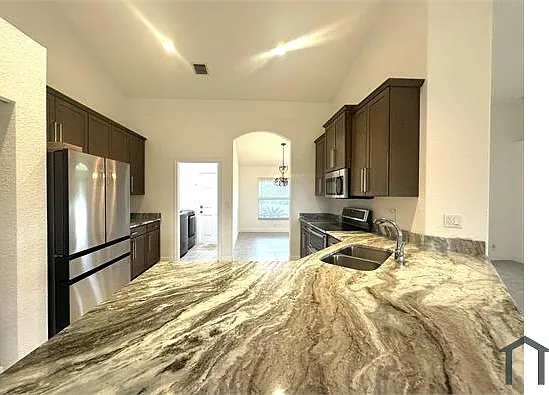 12522 Hamlin Blvd — Photo 20