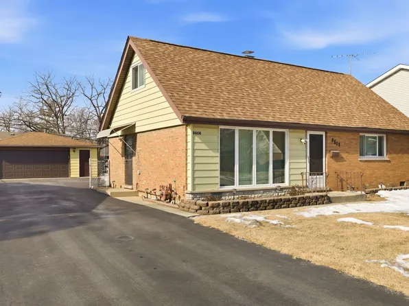 8808 Cranbrook Ln, Bridgeview, IL 60455