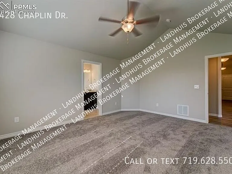 6428 Chaplin Dr — Photo 9