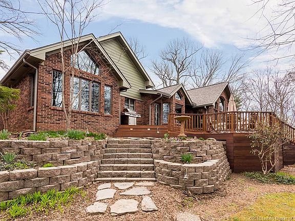 2nd image of 241 Indian Hills Dr NE