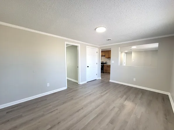 Davis Mills, 1201 Butler St #14937E73C, Gastonia, NC 28054