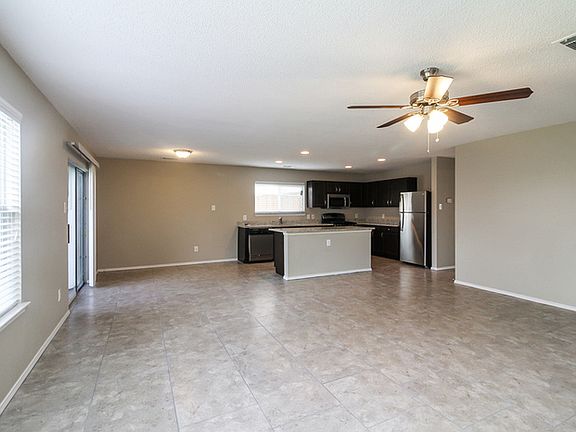 2nd image of 3212 Pecan Xing