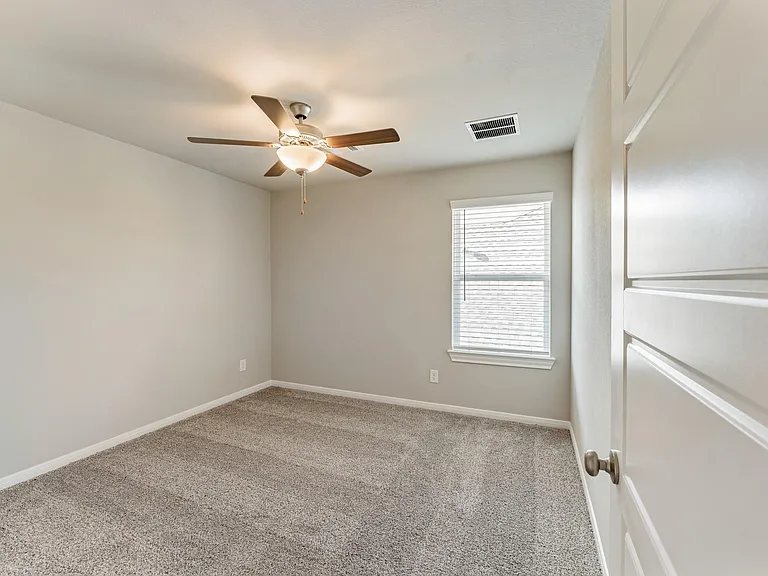 4322 Pale Fox Ln — Photo 26