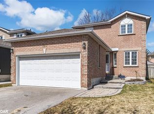 148 Wessenger Dr, Barrie, ON L4N8N7